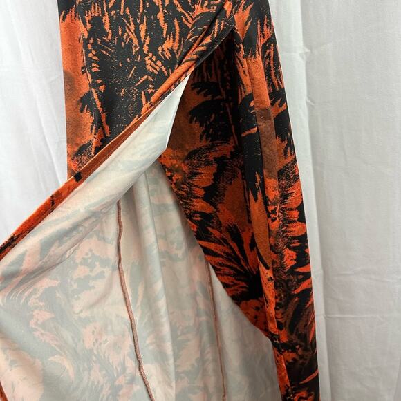 Urban Outfitters Solana Palm Tree Printed Split-Hem Midi Dress in Orange Size L - Picture 5 of 10